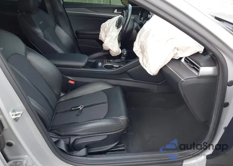 2022 Kia K5 Gt-Line z USA, uszkodzony, nr VIN 5XXG64J21NG082945